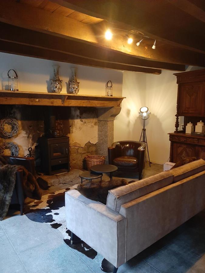 Luxe Gite Met Authentieke Kamers In De Creuse, France Valliere Exterior photo