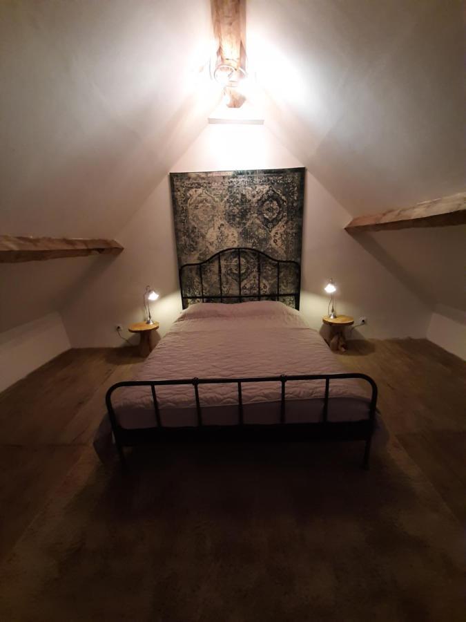 Luxe Gite Met Authentieke Kamers In De Creuse, France Valliere Exterior photo