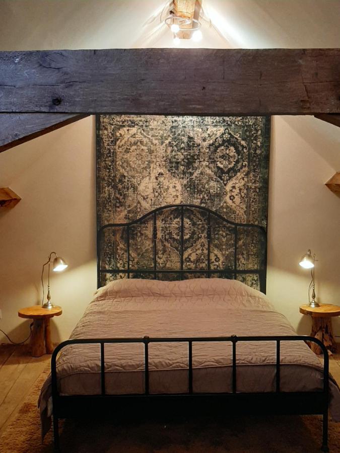 Luxe Gite Met Authentieke Kamers In De Creuse, France Valliere Exterior photo