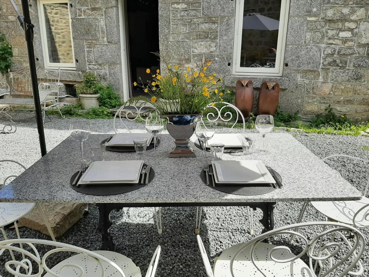Luxe Gite Met Authentieke Kamers In De Creuse, France Valliere Exterior photo