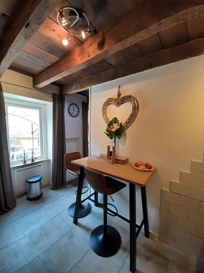 Luxe Gite Met Authentieke Kamers In De Creuse, France Valliere Exterior photo